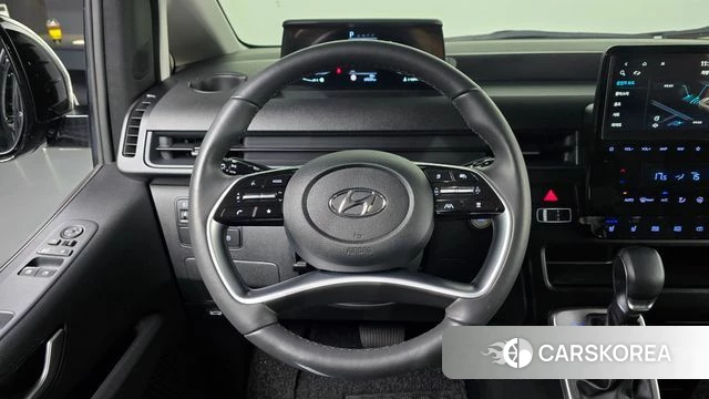 Hyundai Staria 2023 Черный из Кореи, фото 4