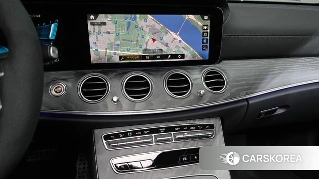 Mercedes-Benz E-Class W213 2023 Черный из Кореи, фото 4