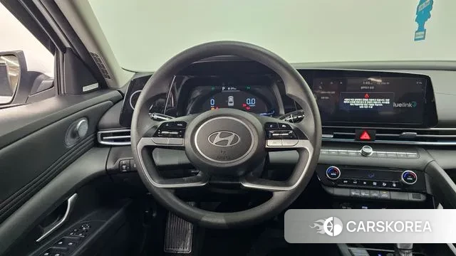 Hyundai The New Avante (CN7) 2023 Белый из Кореи, фото 4