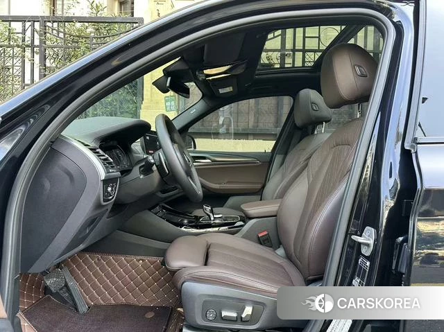 BMW X3 2022 Черный из Китая, фото 4
