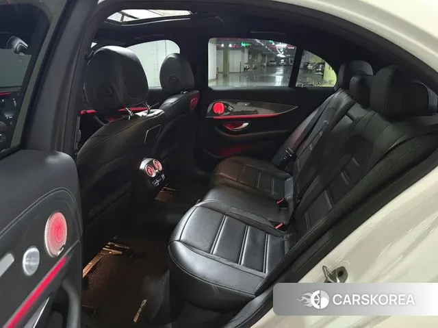 Mercedes-Benz E-Class W213 2019 Белый из Кореи, фото 4