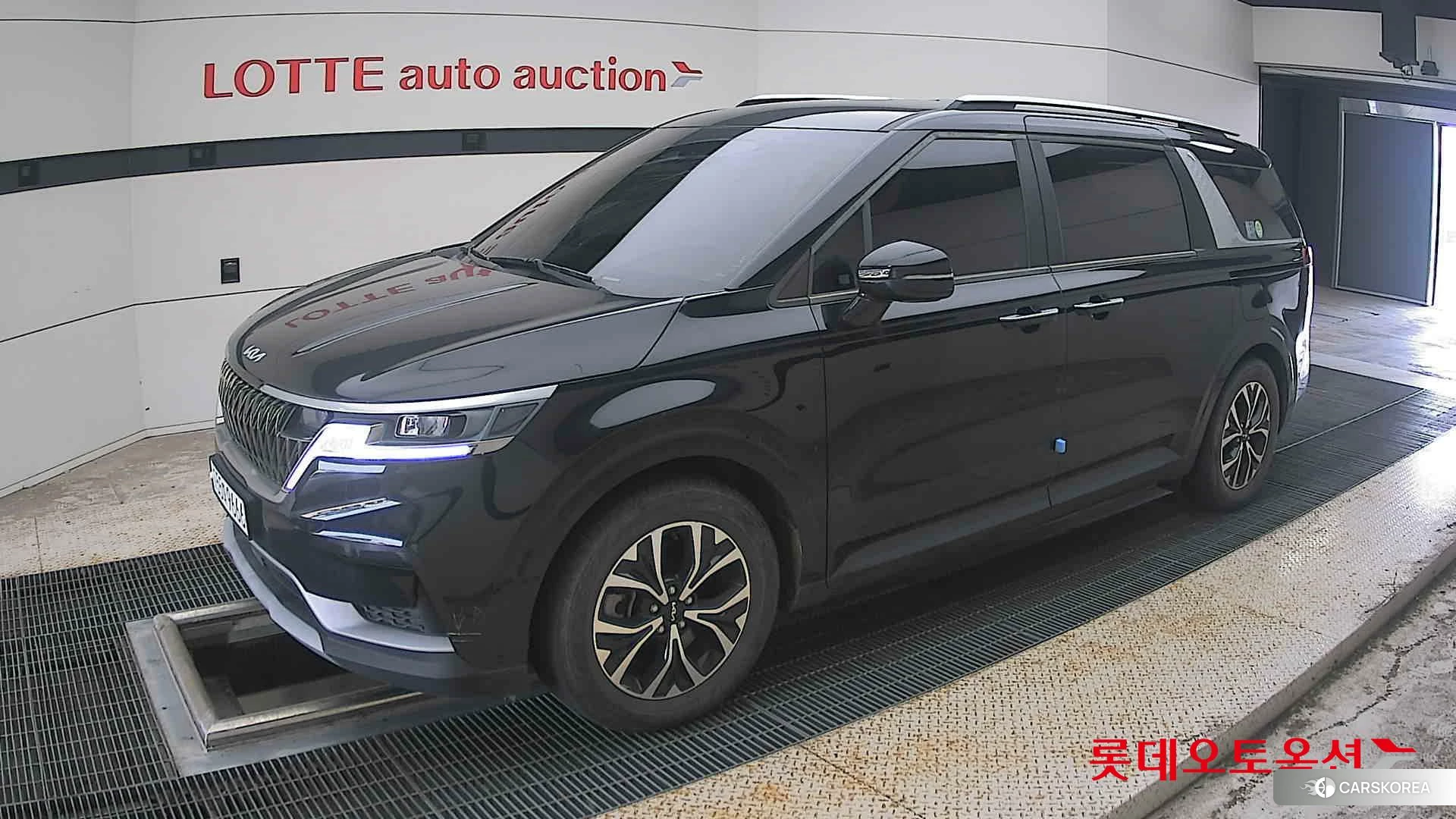 Kia Carnival 2022 Aurora Black Pearl из Кореи, фото 4