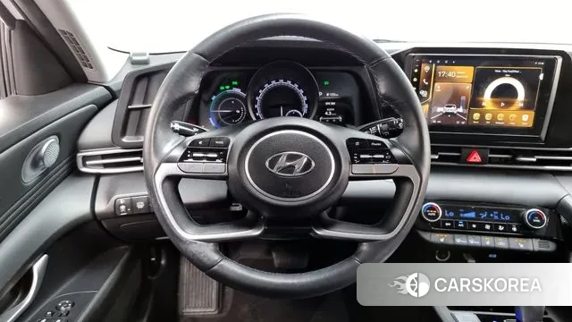 Hyundai Avante Hybrid (CN7) 2023 Белый из Кореи, фото 4