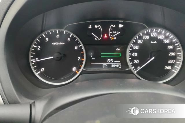 Nissan Xuan Yi 2024 Черный из Китая, фото 4