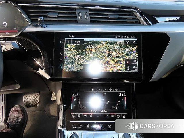 Audi e-Tron 2021 Серый из Кореи, фото 4