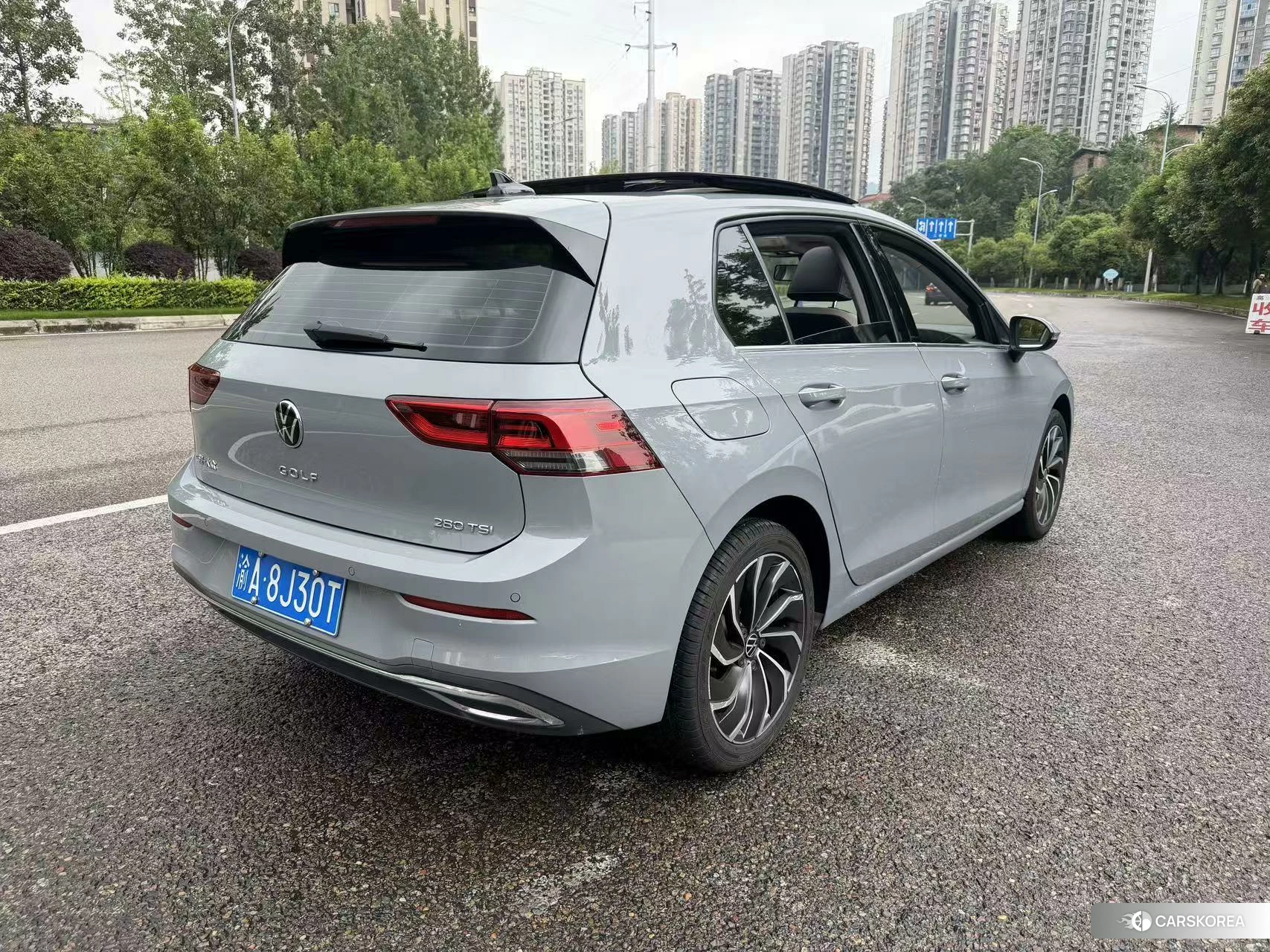 Volkswagen Golf 2020 Темно-серый из Китая, фото 4