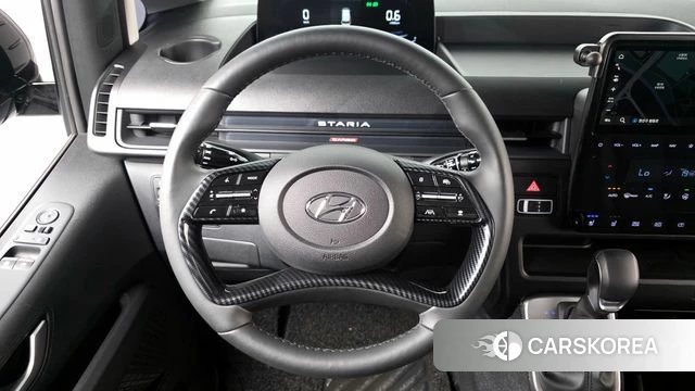 Hyundai Staria 2024 Черный из Кореи, фото 4