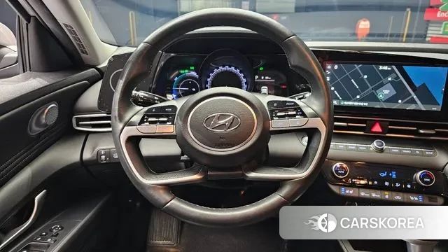 Hyundai Avante Hybrid (CN7) 2022 Серебристо-серый из Кореи, фото 4