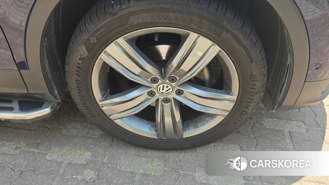 Volkswagen Tiguan second Generation 2018 Синий из Кореи, фото 4