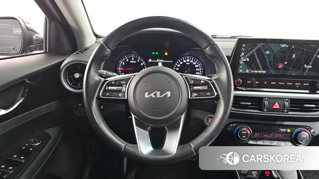 Kia The New K3 2nd generation 2023 Черный из Кореи, фото 4