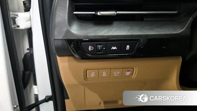 Kia Carnival 4th generation 2023 Белый из Кореи, фото 4