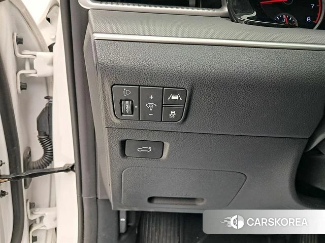 Kia K5 3rd generation 2023 Белый из Кореи, фото 4
