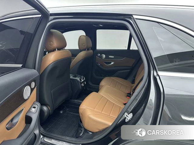 Mercedes-Benz GLC 2021 Темно-серый из Китая, фото 4