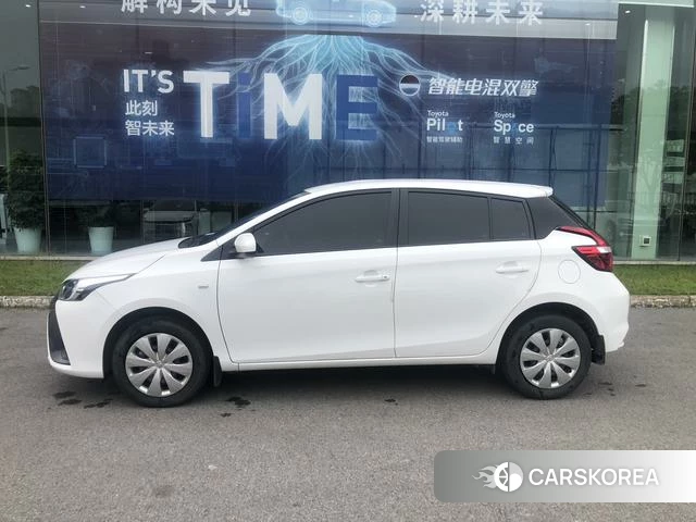 Toyota YARIS L Zhixuan 2022 Белый из Китая, фото 4