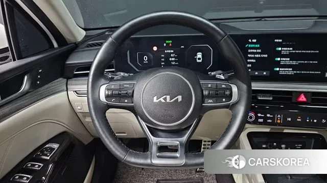 Kia The New K5 3rd generation 2023 Белый из Кореи, фото 4