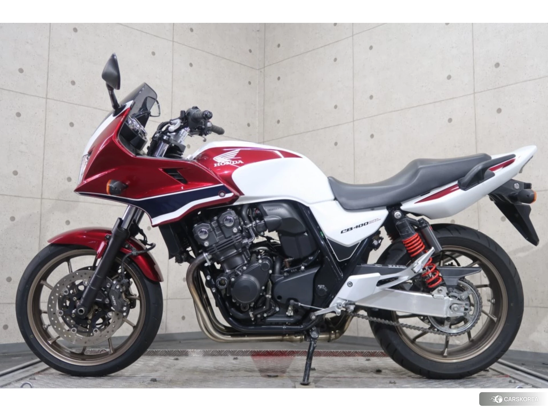 Проданный Honda CB400SF BOLDOR id 4184919 из Японии