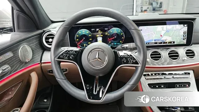 Mercedes-Benz E-Class W213 2022 Серебряный из Кореи, фото 4