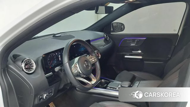 Mercedes-Benz GLA - Class H247 2023 Белый из Кореи, фото 4