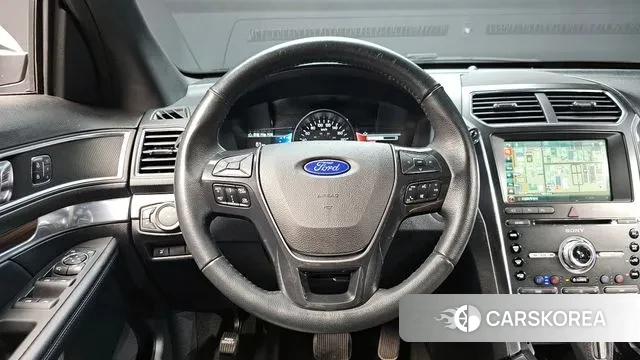 Ford Explorer 2018 Белый из Кореи, фото 4