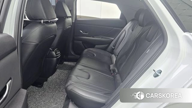 Hyundai The New Avante (CN7) 2025 Белый из Кореи, фото 4