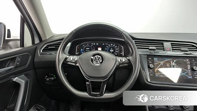 Volkswagen Tiguan Allspace 2020 Белый из Кореи, фото 4