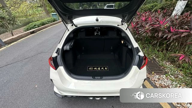 Honda Civic (imported) 2023 Белый из Китая, фото 4