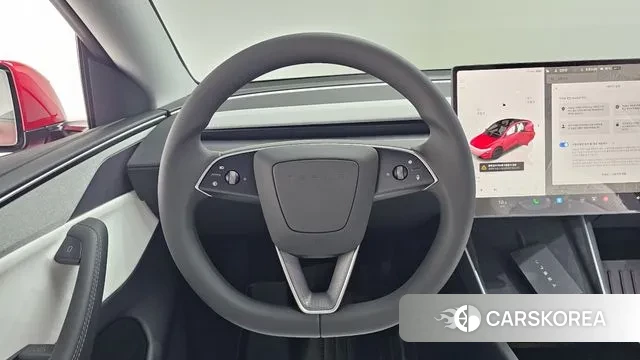 Tesla Model Y 2025 Красный из Кореи, фото 4