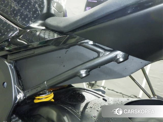 Проданный Honda CBR1000RR-R FIREBLADE SP id 4229661 из Японии, фото 5