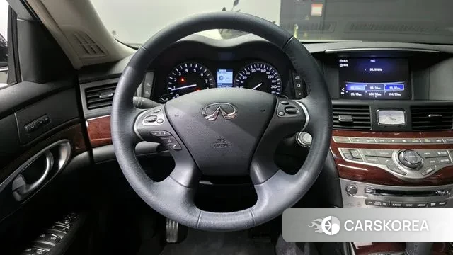 Infiniti Q70 2018 Белый из Кореи, фото 4