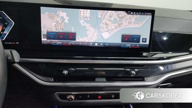 BMW X7 (G07) 2024 Белый из Кореи, фото 4