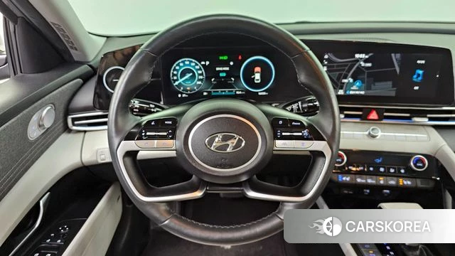 Hyundai Avante (CN7) 2021 Серебристо-серый из Кореи, фото 4