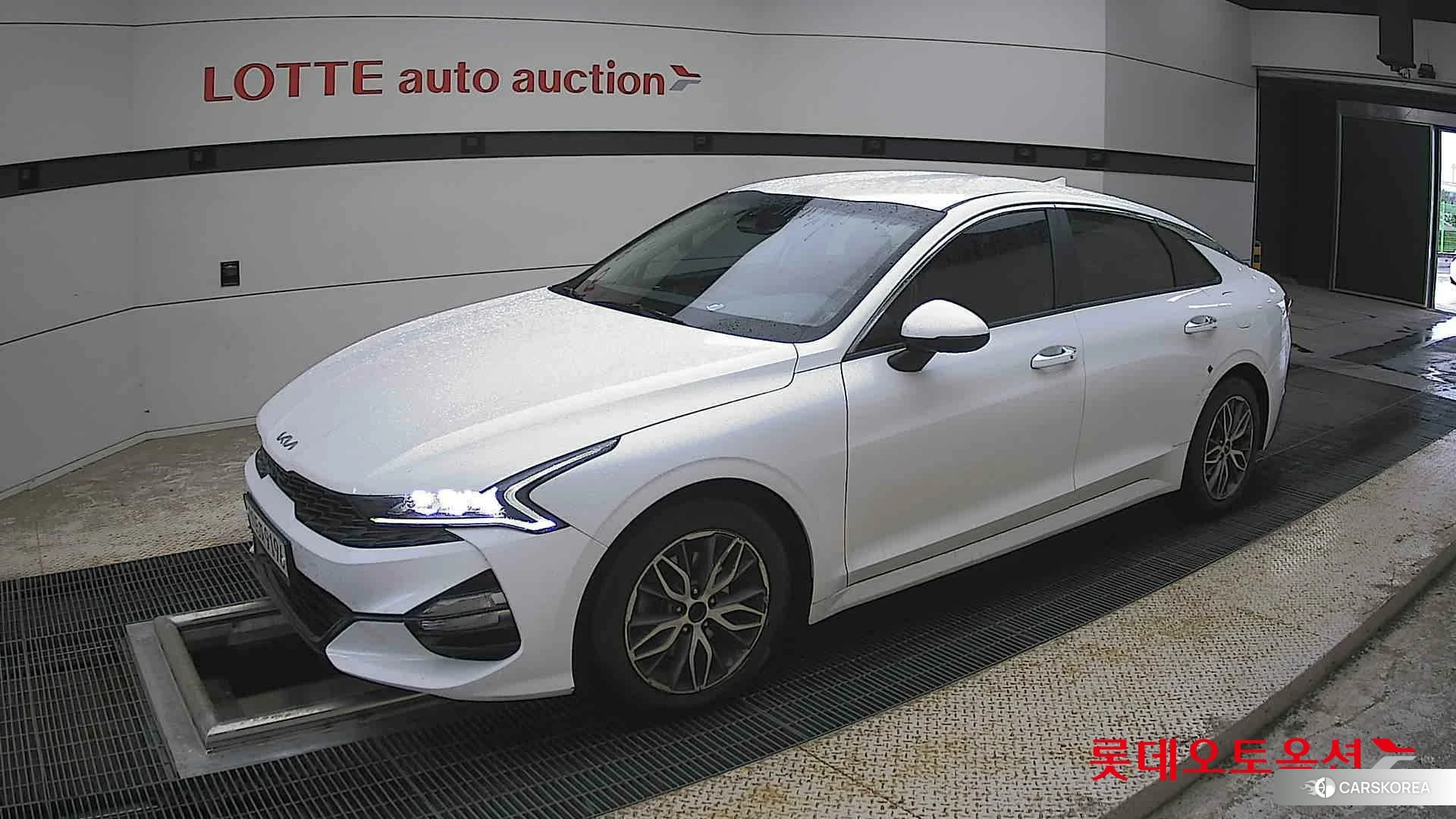 Kia K5 2022 Белый из Кореи, фото 4