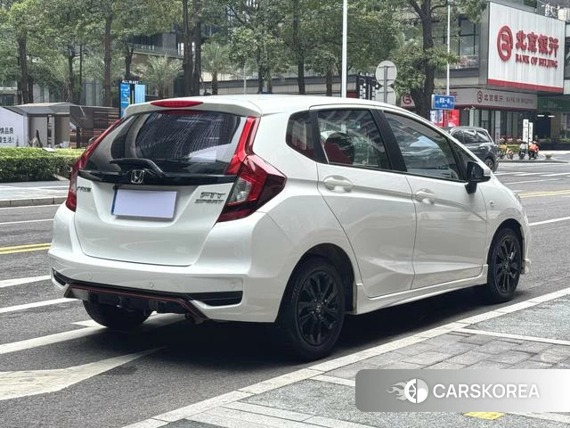 Honda Fit 2019 Белый из Китая, фото 4