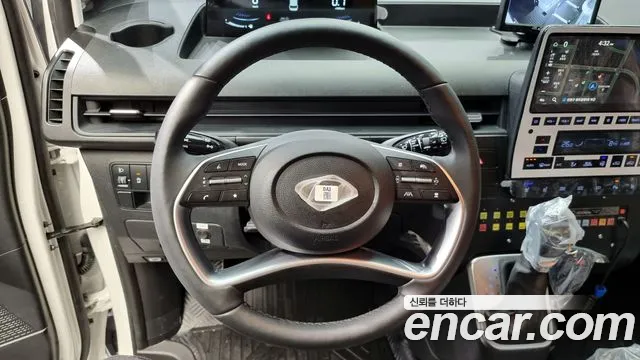 Hyundai Staria 2024 Белый из Кореи, фото 4