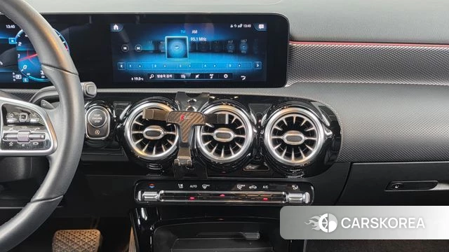 Mercedes-Benz A-Class W177 2021 Белый из Кореи, фото 4