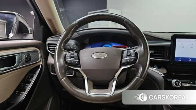 Ford Explorer 6th Generation 2021 Белый из Кореи, фото 4