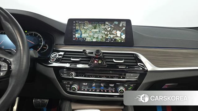 BMW 5 Series (G30) 2018 Черный из Кореи, фото 4