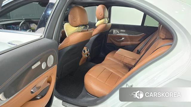 Mercedes-Benz E-Class W213 2020 Белый из Кореи, фото 4