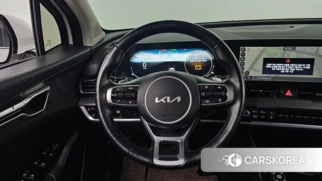 Kia Sportage 5th Generation Hybrid 2023 Белый из Кореи, фото 4