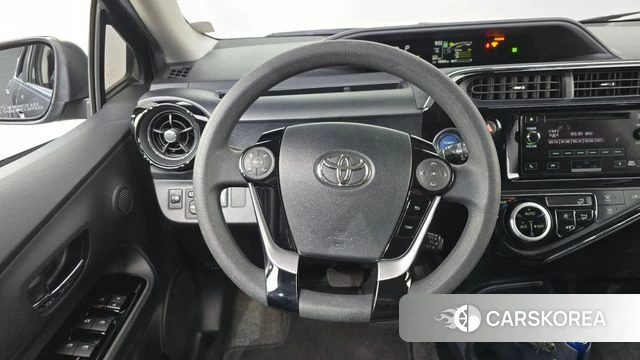 Toyota Prius C 2018 Серый из Кореи, фото 4