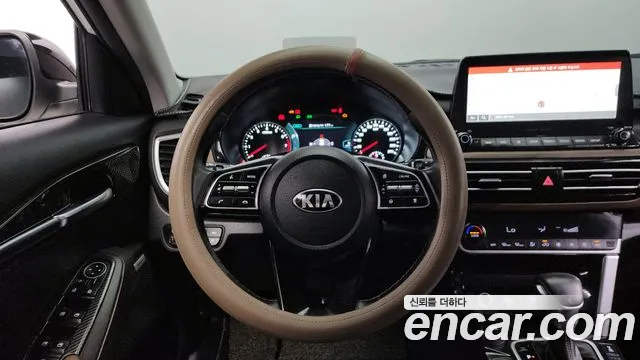 Kia Seltos 2019 Белый из Кореи, фото 4