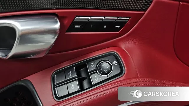 Porsche 718 Boxster 2022 Белый из Кореи, фото 4