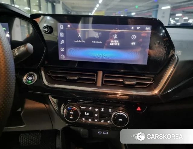 Chevrolet (GM Daewoo) Trax Crossover 2024 Черный из Кореи, фото 4