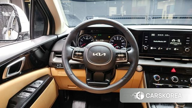 Kia Carnival 4th generation 2022 Серебряный из Кореи, фото 4