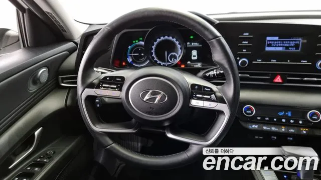 Hyundai Avante Hybrid (CN7) 2021 Белый из Кореи, фото 4