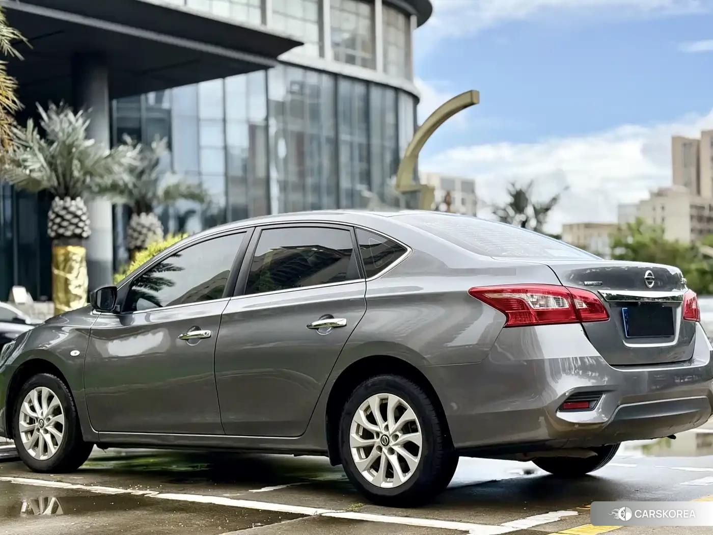 Nissan Sylphy 2023 Silver/gray из Китая, фото 4