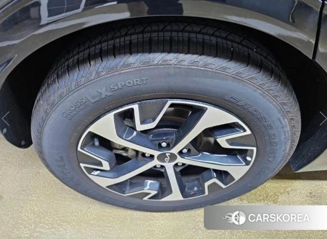 Kia Sportage 5th Generation Hybrid 2024 Серый из Кореи, фото 4