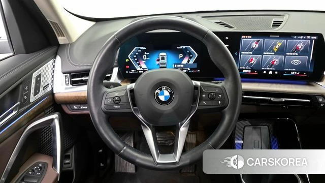 BMW X1 (U11) 2024 Цвет галактики из Кореи, фото 4