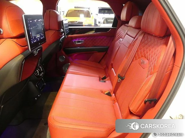 Bentley Bentayga 2023 Белый из Кореи, фото 4