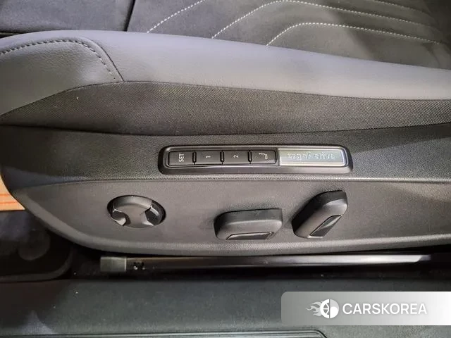 Volkswagen ID.4 2025 Белый из Кореи, фото 4